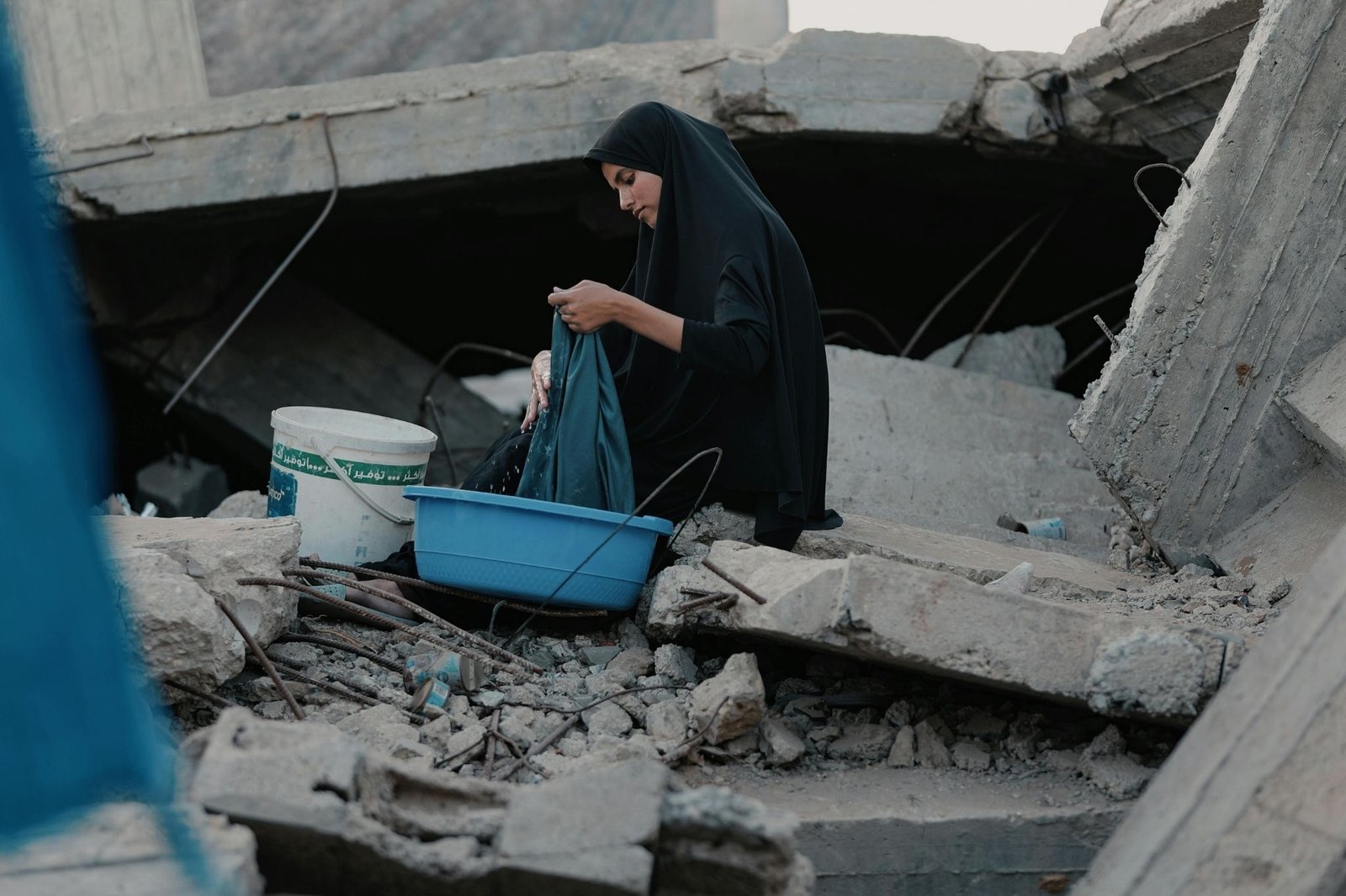 Beban Berlapis Perempuan Gaza di Tengah Krisis Air